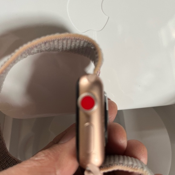 Apple Watch Series 3 38mm main image 11